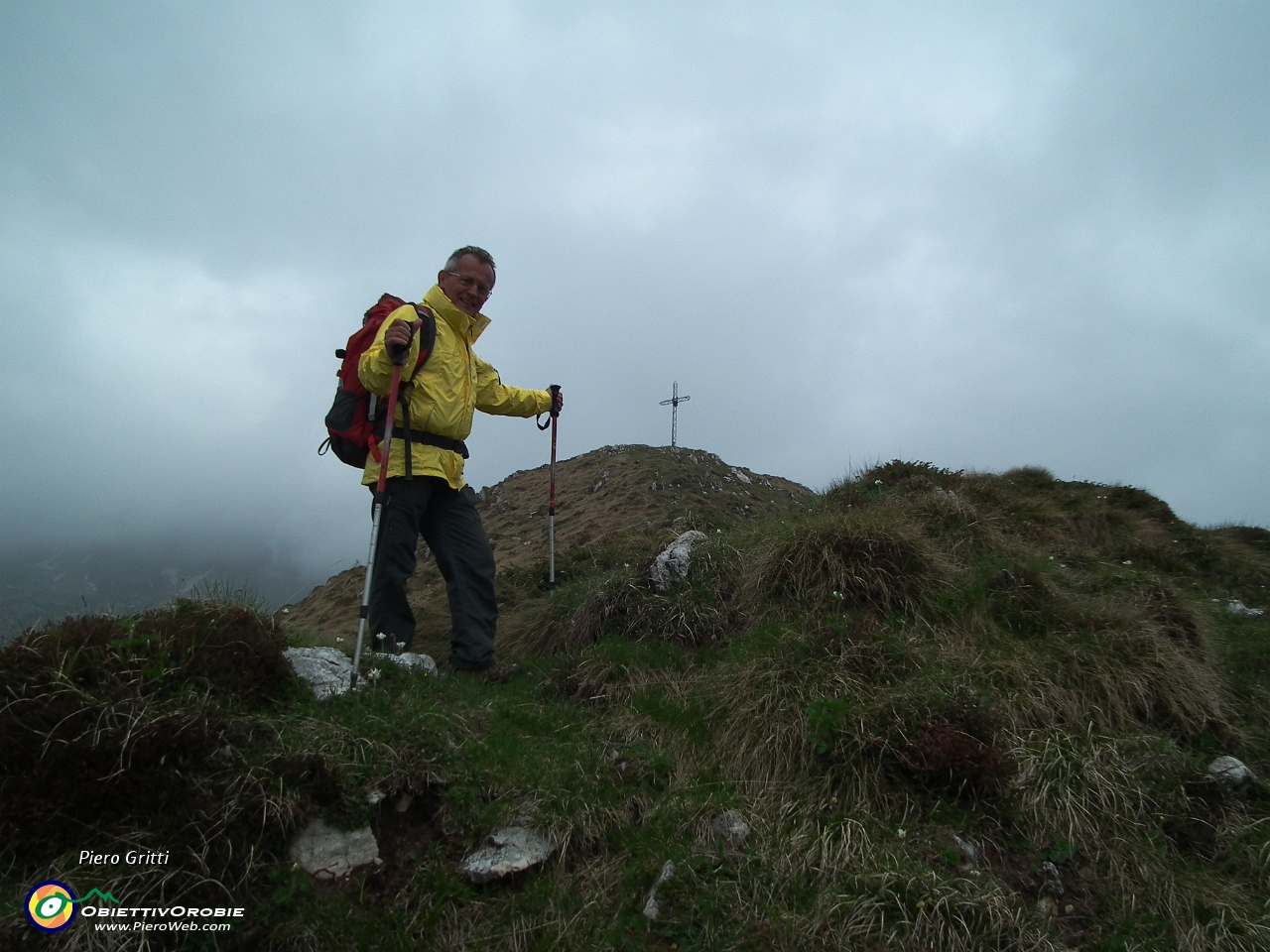 38 scendiamo in direzione Monte Vetro....JPG